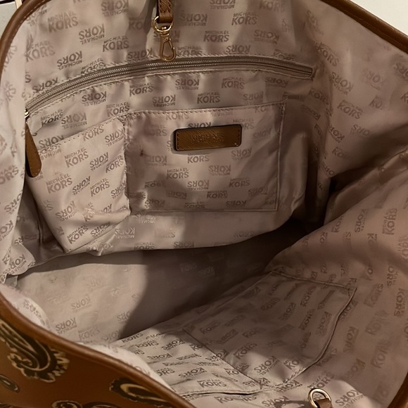 Michael Kors Brown Paisley Emry Tote Shoulder Bag - Picture 8 of 13
